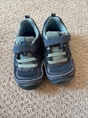 pediped Navy and Light Blue Kids' Athletic Sneakers